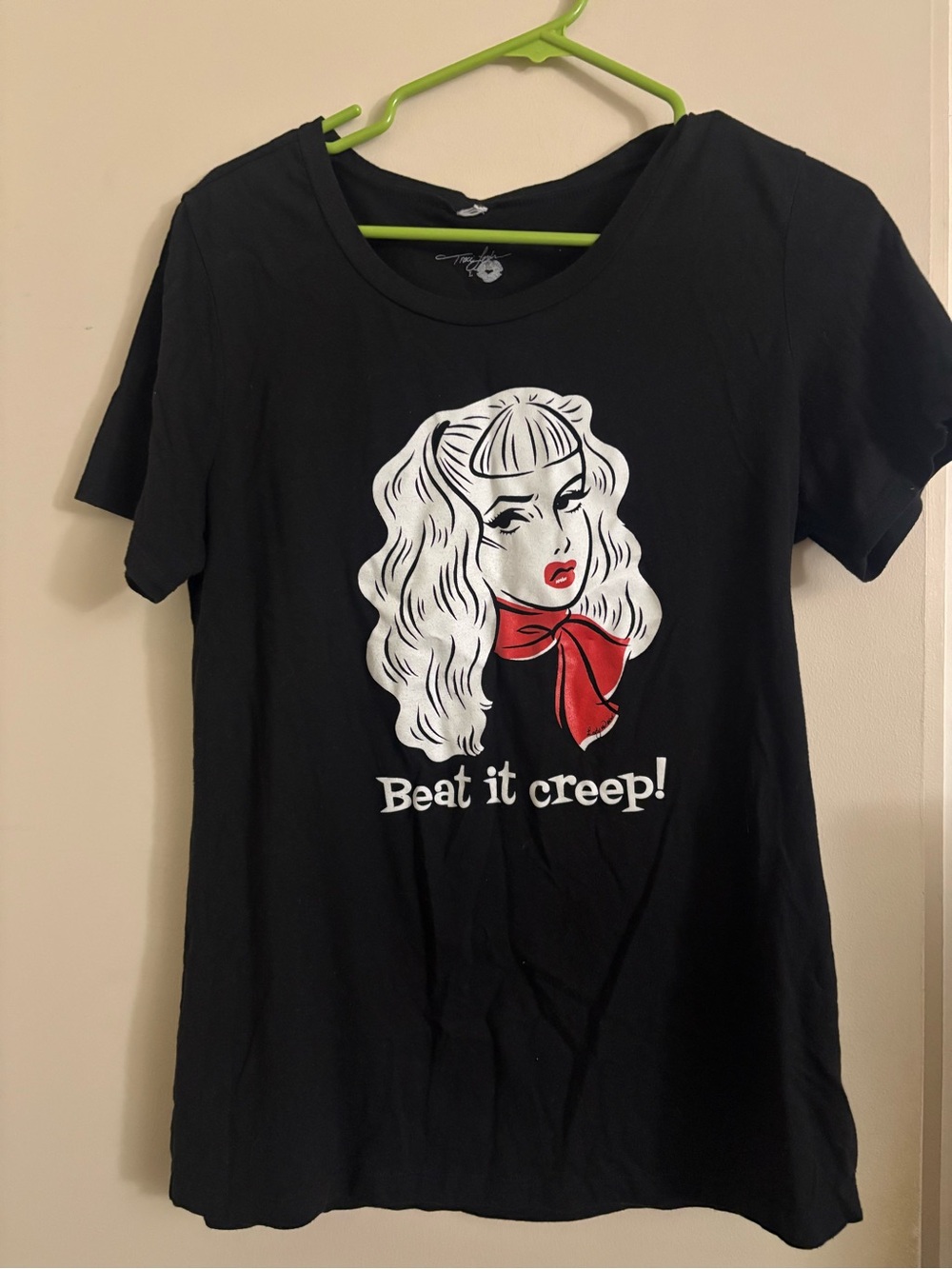 Womenās Black Graphic Tee with Red Accent - Beat It Creep!